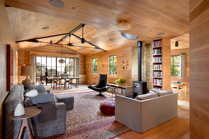 Andrew Mann Architecture considered every material and every option that would avoid any detrimental factors that would compromise the client’s health and the home’s efficiency.